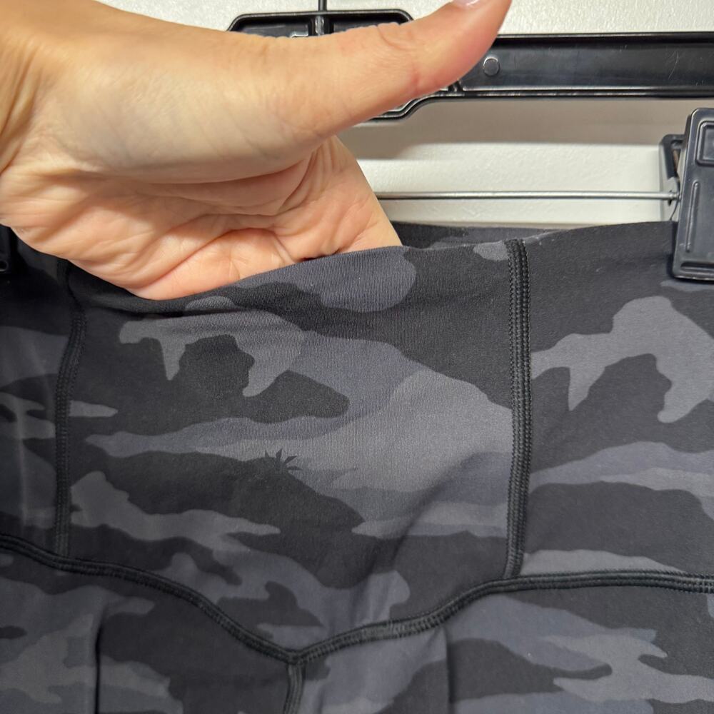 Athleta Womens Elation 7/8 Tight Camo Printed Black Gray Size XXS Leggings - Picture 6 of 12